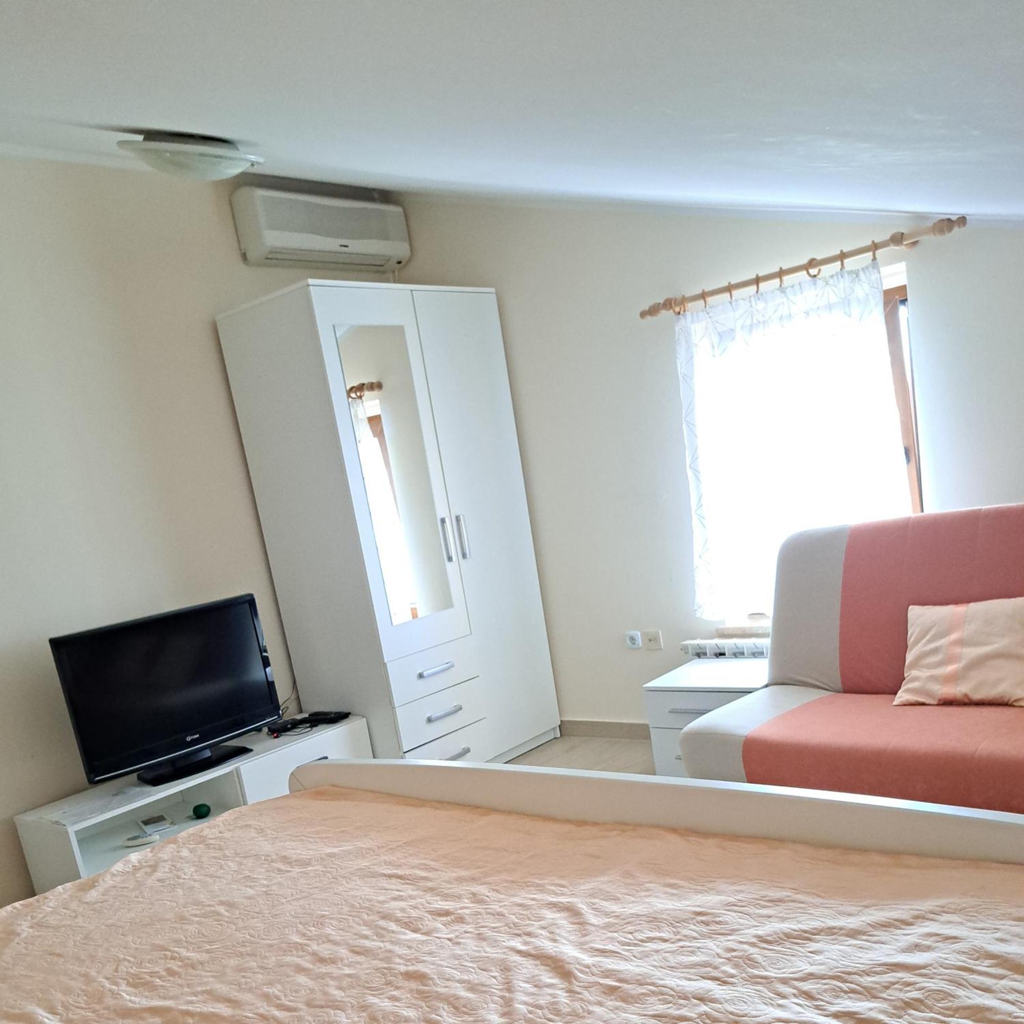 Sobe Rooms Tea Buje Habitación foto